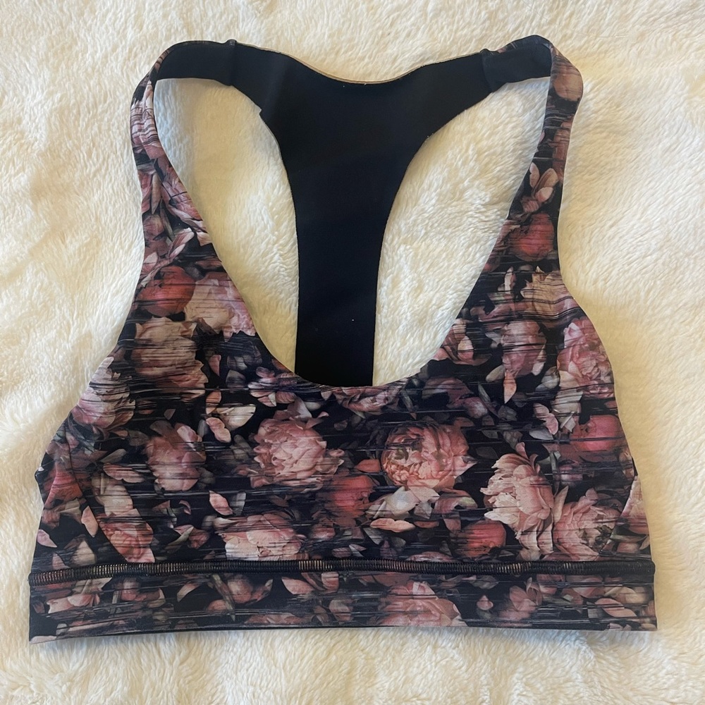 Lululemon bra